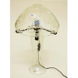 A CLEAR CUT GLASS MUSHROOM SHAPED TABLE LAMP,