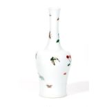 A VERY UNUSUAL CHINESE PORCELAIN BOTTLE OR MALLET SHAPED VASE,