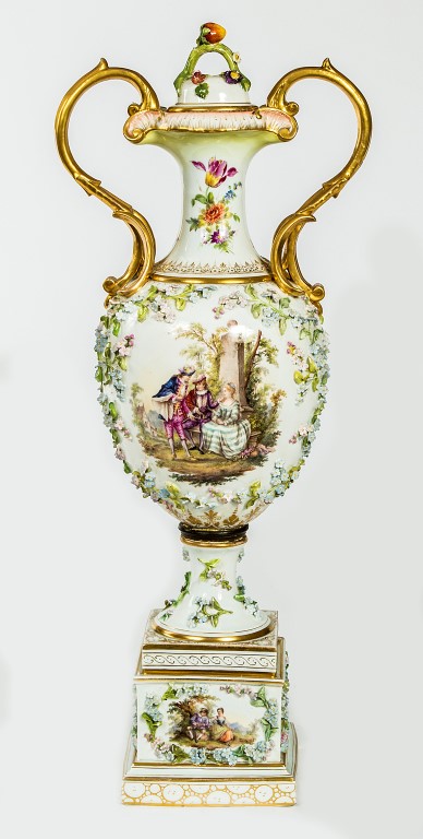 A FINE GERMAN PORCELAIN VASE, by Carl Thieme at Pots Chappel, the flower encrusted body,