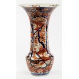 A FINE TALL JAPANESE IMARI VASE, with wide flared neck, decorated with typical palette,