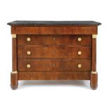 MOBILE DEL XIX SECOLO AN EMPIRE MAHOGANY CHEST OF DRAWERS, 19th Century; damages and wears.