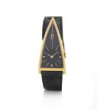 PARTICOLARE OROLOGIO ANONIMO ANNI '60. C. triangular, yellow gold plated with stainless steel case