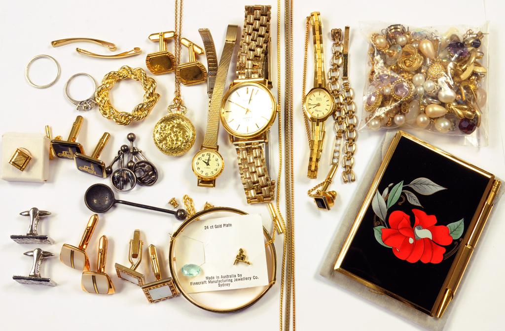 MISCELLANEOUS COSTUME JEWELLERY INCLUDING WRISTWATCHES