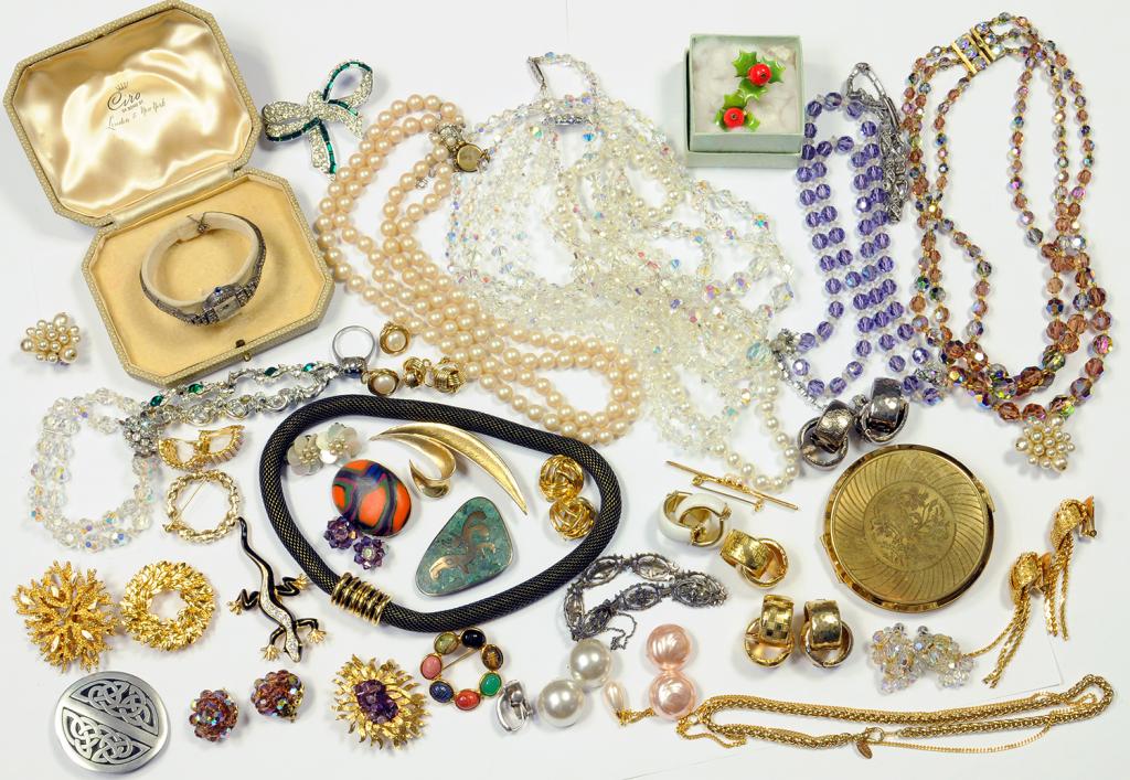 MISCELLANEOUS VINTAGE COSTUME JEWELLERY