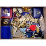 MISCELLANEOUS COSTUME JEWELLERY TO INCLUDE AN EARLY 19TH C DUTCH SILVER CONFIT BOX, ETC