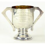 A GEORGE V SILVER TWO HANDLED CUP, 15CM H, BIRMINGHAM 1913, 12OZS