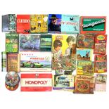 A QUANTITY OF VINTAGE AND LATER BOARD GAMES