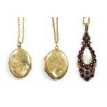 A GARNET AND BLISTER PEARL TEAR SHAPED PENDANT, ON GOLD NECKLET AND TWO GOLD LOCKETS AND NECKLETS,