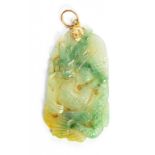 A CHINESE CARVED JADE DRAGON PENDANT, GOLD LOOP