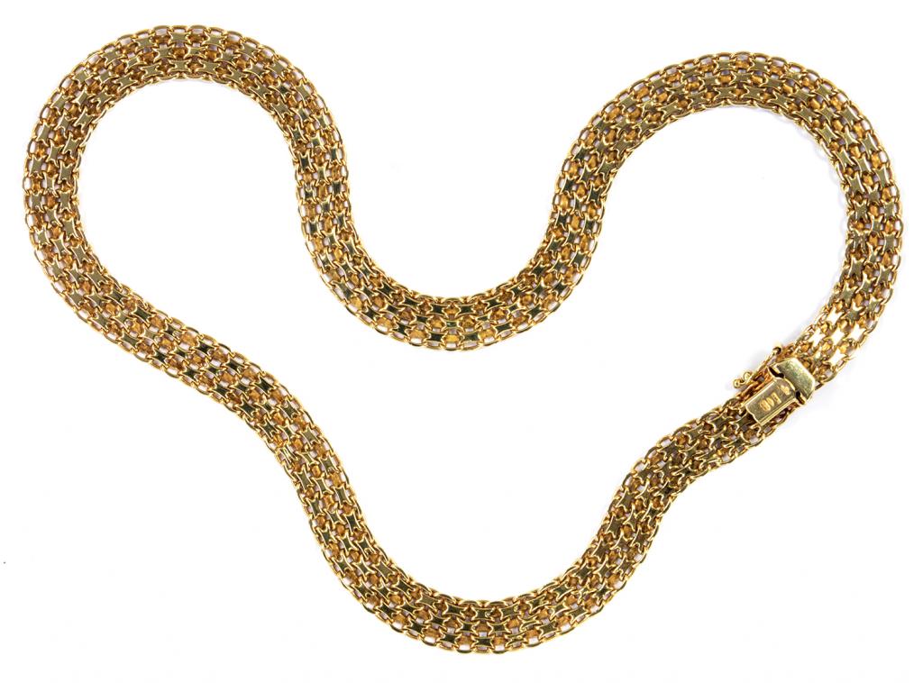 A 9CT GOLD NECKLACE, 21.6G