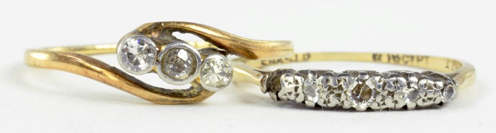 TWO DIAMOND RINGS IN GOLD, 2.7G GROSS