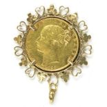 GOLD COIN. SOVEREIGN 1844 MOUNTED IN 9CT GOLD PENDANT, 11.6G