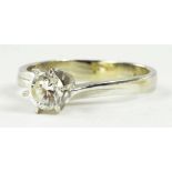 A DIAMOND SOLITAIRE RING IN WHITE GOLD, MARKED 055 AND 585, 2.9G GROSS