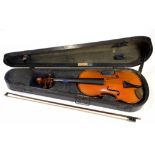 A VIOLIN, LENGTH OF BACK 35.6CM, A VIOLIN BOW, 57G AND A BLUE VELVET LINED BLACK PAINTED WOOD VIOLIN