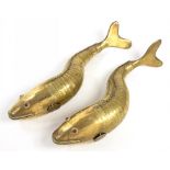 A PAIR OF ARTICULATED BRASS MODELS OF CARP 32CM L