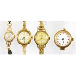 A HEFIK 9CT GOLD CUSHION SHAPED LADY'S WRISTWATCH ON GOLD EXPANDING BRACELET MARKED 9CT AND THREE