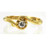 A DIAMOND SOLITAIRE RING IN 18CT GOLD BIRMINGHAM 1901, 2.5G