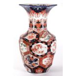 A JAPANESE IMARI VASE 46CM H EARLY 20TH CENTURY