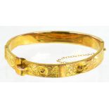 A 9CT GOLD BUCKLE BRACELET BIRMINGHAM 1911 (DISTORTED), 9G