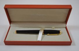 S T Dupont (1990's) Olympio black lacquer fountain pen, 18ct gold medium nib,