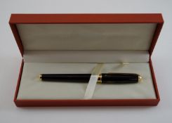 S T Dupont (1990's) Olympio lacquer de Chine Poudre d'Or fountain pen, 18ct gold medium nib,