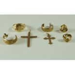 A collection of 9 carat gold jewellery,