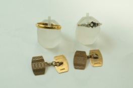 A pair of 9 carat gold cufflinks, Chester 1953, with engine turned decoration, 3.