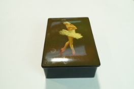 A Russian lacquer box, the front painted with ballerina, marked "Made in USSR", 15.