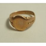 A late Victorian 9 carat rose gold signet ring, Birmingham 1894, finger size L, 4.