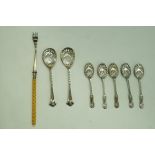 A set of five late Victorian silver tea spoons, by Mappin and Webb, Sheffield 1898,