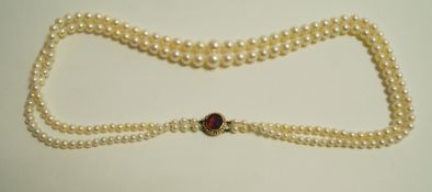 A two row graduated cultured pearl necklace, the 100 and 91 pearls of approximately 2.9 mm to 7.