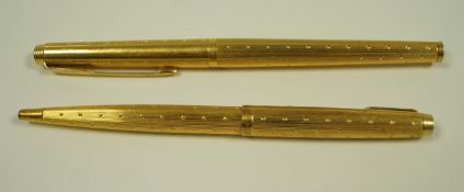 A Parker Pen fountain pen and matching ball point pen,