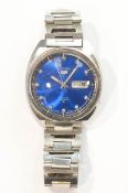 Seiko 5, a gentleman's stainless steel automatic watch, the round blue dial with steel batons,