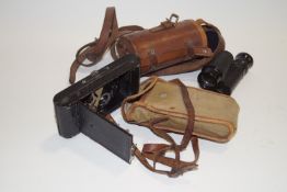 A Houghton-Butcher Ensign Carbine No 4 camera, cased,