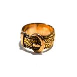 A late Victorian 9 carat gold buckle ring, Birmingham 1897, finger size L1/2, 5.