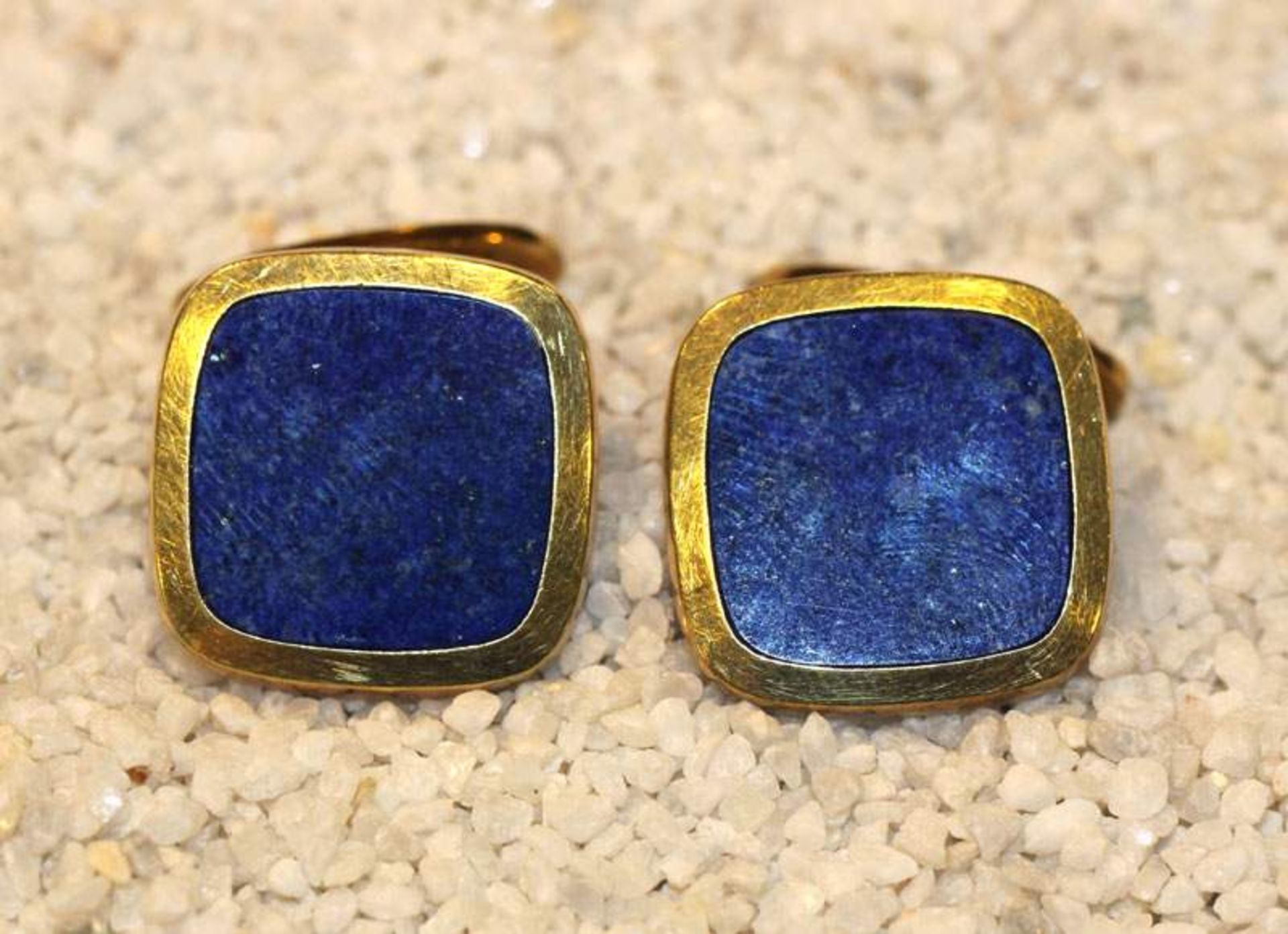 Paar 14 k Gelbgold Manschettenknöpfe mit Lapislazuli, 12,9 gr.