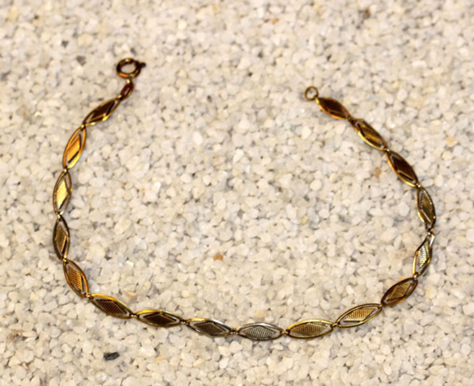 14 k Gelb- und Weißgold Armband, fein graviert, L 18 cm