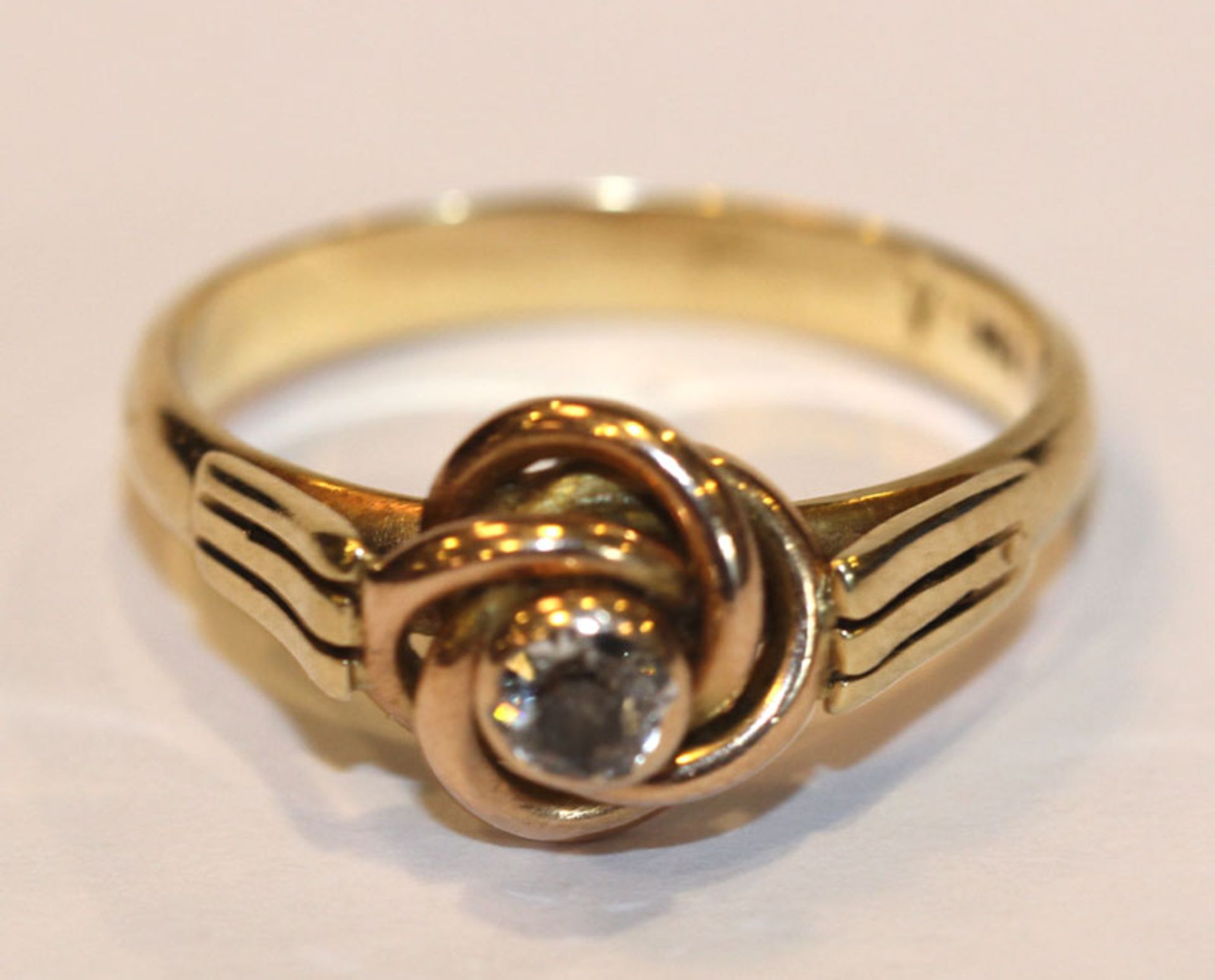 14 k Gelbgold Ring mit Diamant, 4,85 gr., Gr. 59