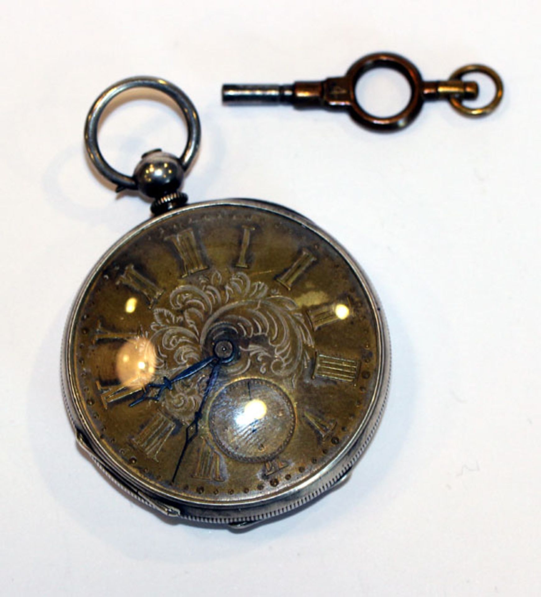 Silber Schlüssel Taschenuhr mit graviertem Zifferblatt, 19. Jahrhundert, intakt, D 4,2 cm