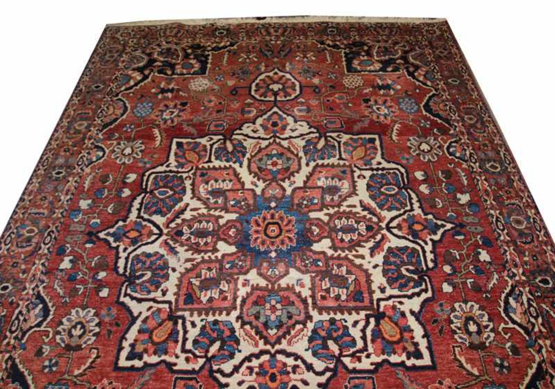 Teppich, Heriz, rot/blau /beige, teils verfärbt, Gebrauchsspuren, 286 cm x 210 cm