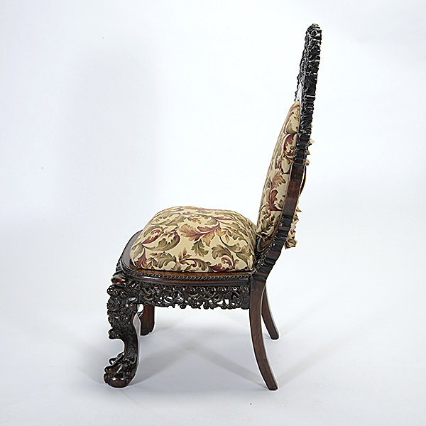 A Chinese Export Rosewood Side Chair Heavily carved in openwork with a pair of figures and deer - Image 5 of 5