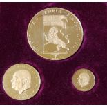 A set of three 18ct gold Churchill commemorative coins – 'THIS WAS THEIR FINEST HOUR', the largest