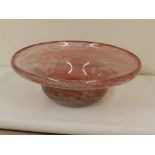 An early 20thC mottled pink glass bowl