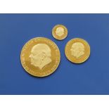 A set of three 18ct gold Churchill commemorative coins – 'THIS WAS THEIR FINEST HOUR', the largest