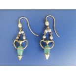 A pair of emerald & pearl drop earrings.