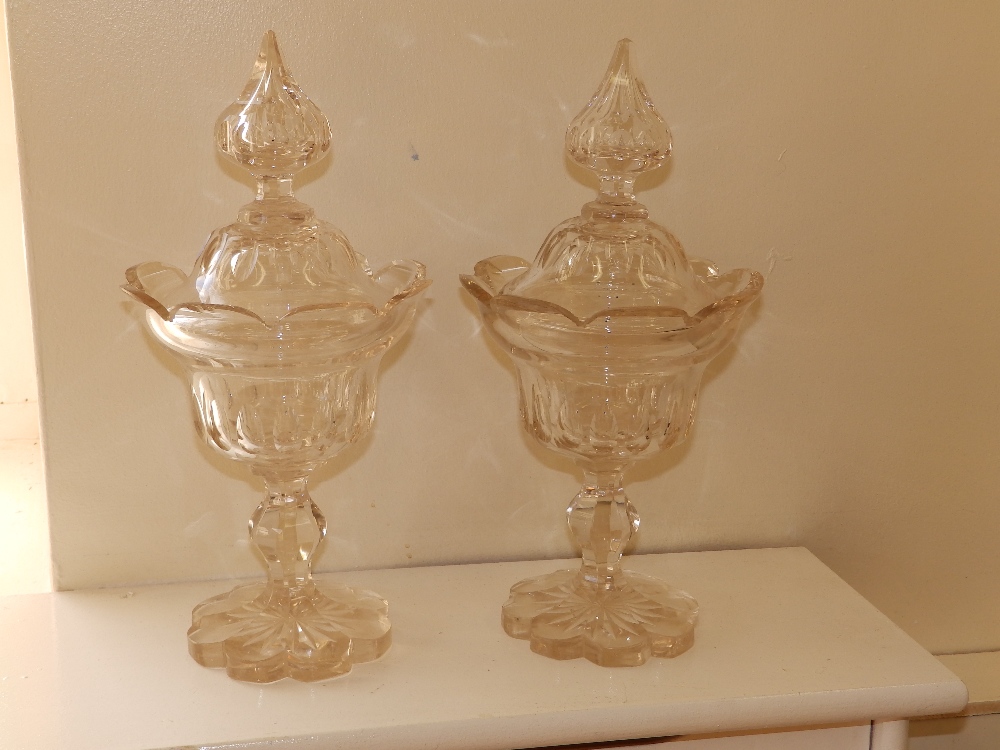 A pair of 19thC cut glass bonbonnieres – a/f.