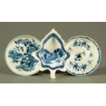 A late 18th/early 19th century blue and white pickle dish, Boy on Buffalo pattern, length 24.