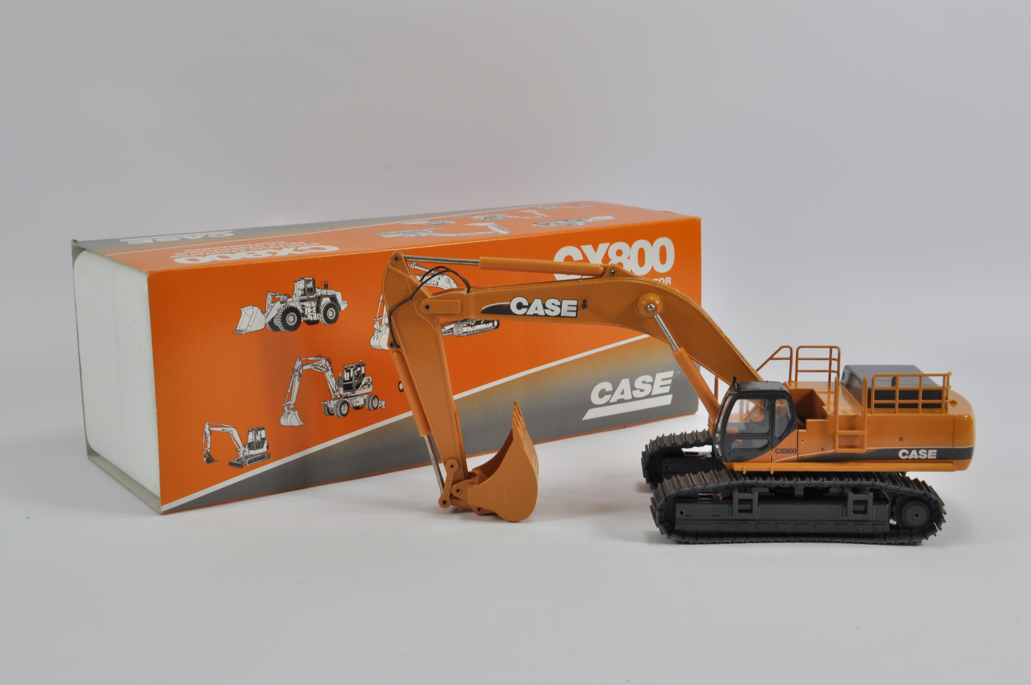 Conrad 1/50 Case CX800 Excavator. M in E Box.