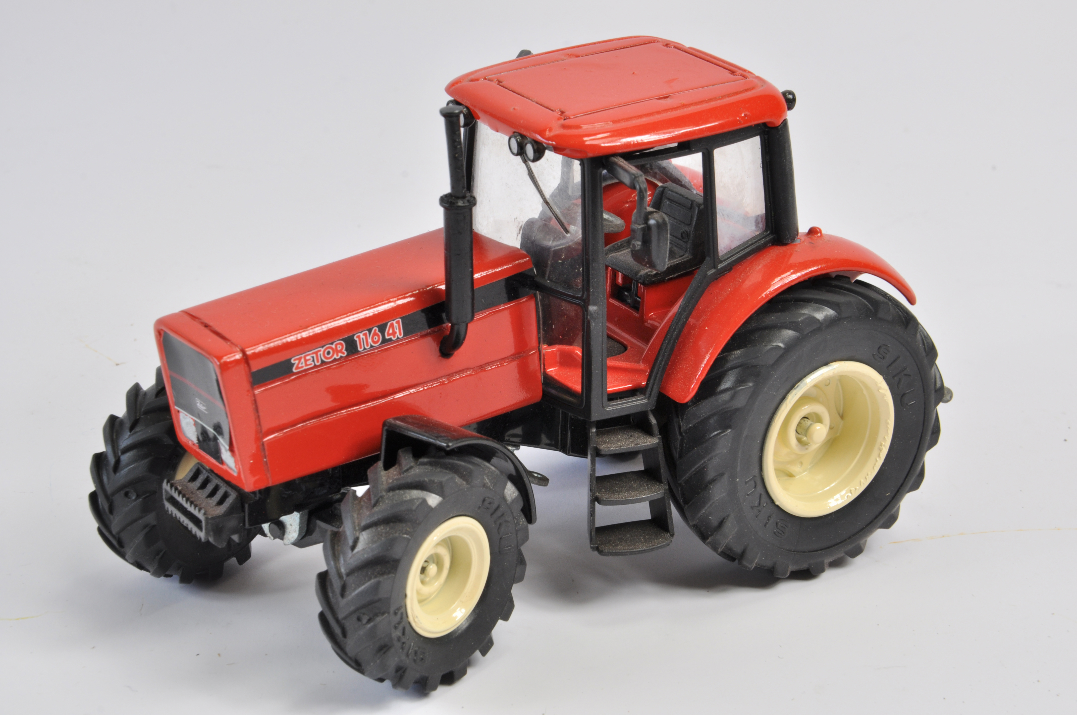 Scarce Custom Built 1/32 Zetor 116 41 Tractor. E.