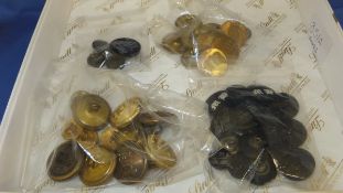 Four various sets of hunt buttons CONDITION REPORTS All with minor signs of wear and